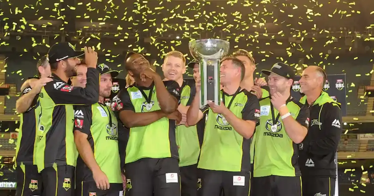 sydney thunder lifted their maiden bbl title in 2016