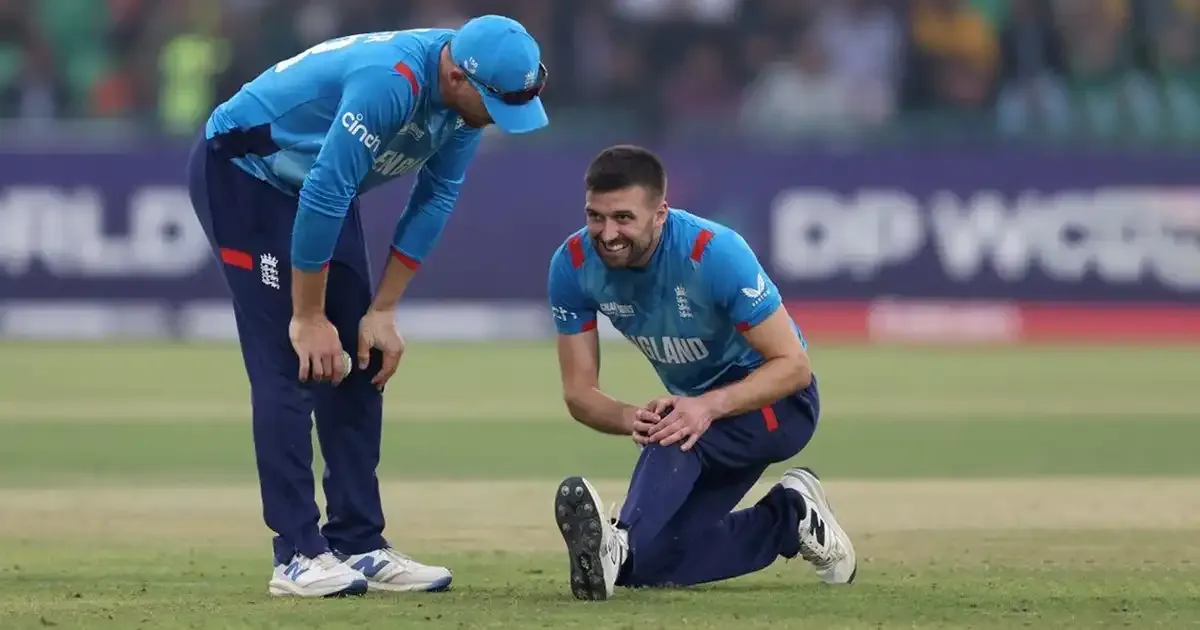 mark wood to visit specialist to get rid of knee injury