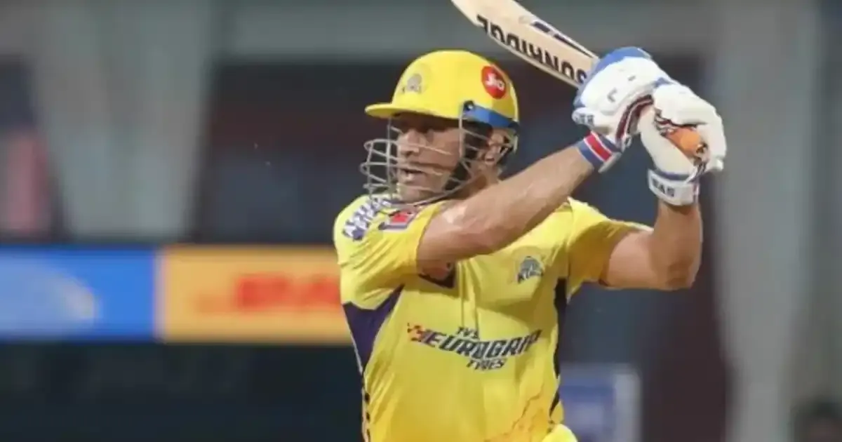 ms dhoni smashes a boundary on the last ball as csk won thriller over mi in ipl 2022