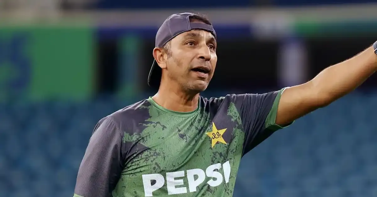 former allrounder azhar mahmood appointed as acting head coach of pakistan s test side