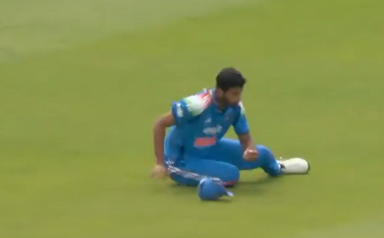 washington sundar pulls off stellar diving catch to dismiss jacob bethell to give india breakthrough in 1st eng ind odi