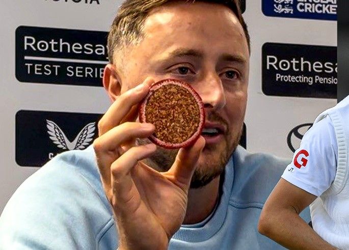 ollie robinson josh tongue turn five wicket hauls into unique keepsake while pakistan struggles in first test against england